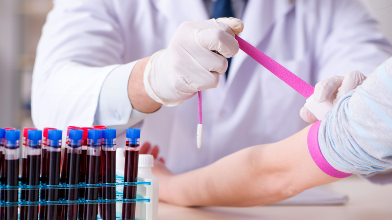 Các chỉ số xét nghiệm sinh hóa máu phản ánh tình trạng hoạt động của nhiều cơ quan quan trọng