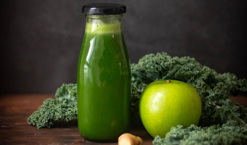 Công thức thực hiện sinh tố cải kale và táo