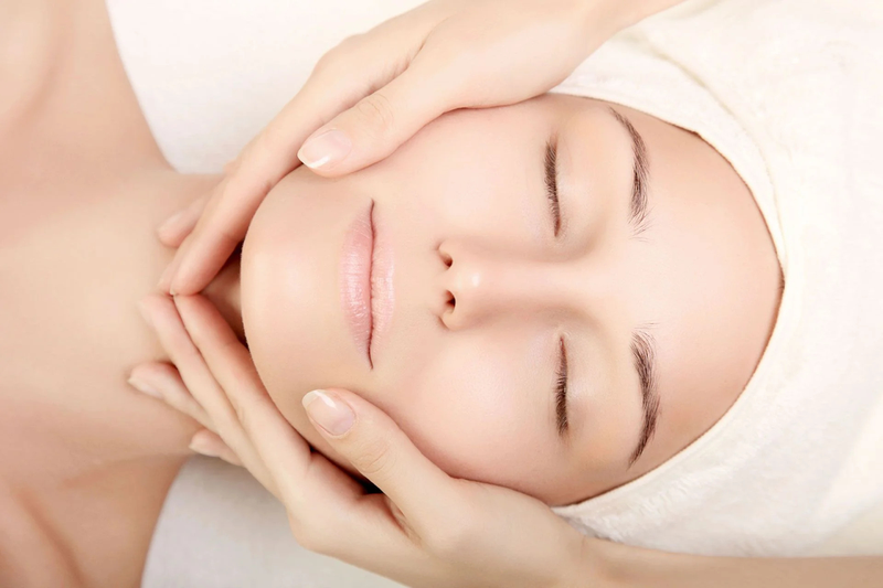 Cách massage mặt bị lệch hiệu quả và đơn giản tại nhà 2