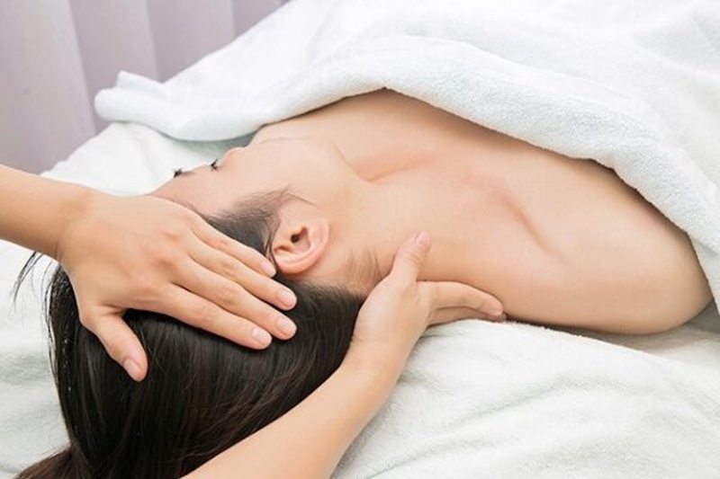 Cách massage thư giãn từ A - Z tại nhà cho nữ 2