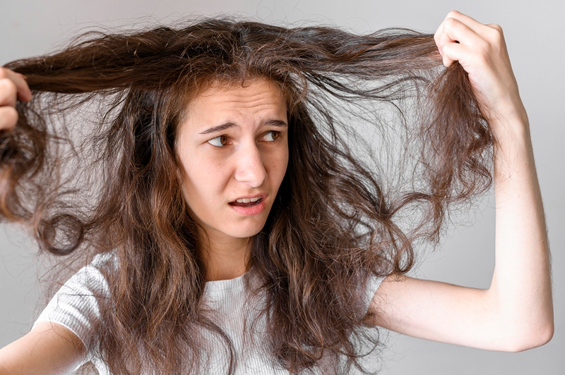 Cách phục hồi tóc hư tổn? Khi nào cần phục hồi tóc? 1