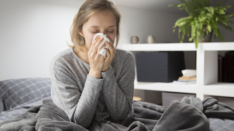 Cảm lạnh có sốt không? Hướng dẫn điều trị tại nhà 2