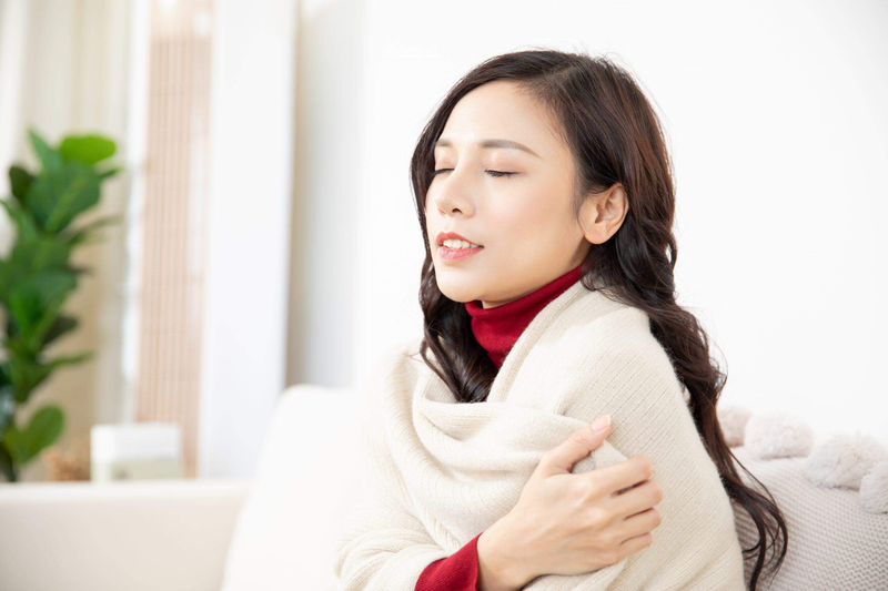 Cảm lạnh nhức đầu có nguy hiểm không? Cách nhận biết và điều trị đúng cách 5