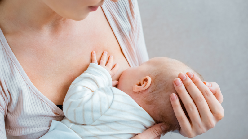 Cẩm nang hướng dẫn nuôi con bằng sữa mẹ cho mẹ bỉm 1