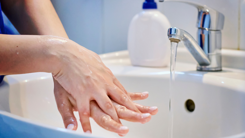 Cắn móng tay bị hoại tử: Thói quen nhỏ, hậu quả lớn 2