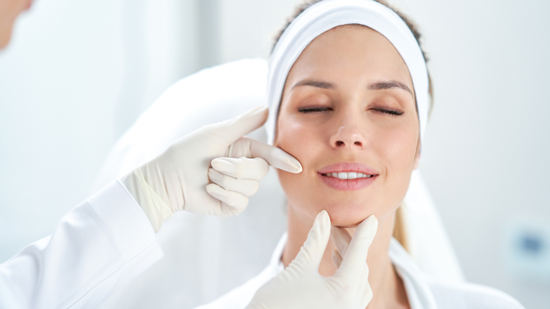 cay-da-glass-skin-phuong-phap-giup-tre-hoa-lan-da 2