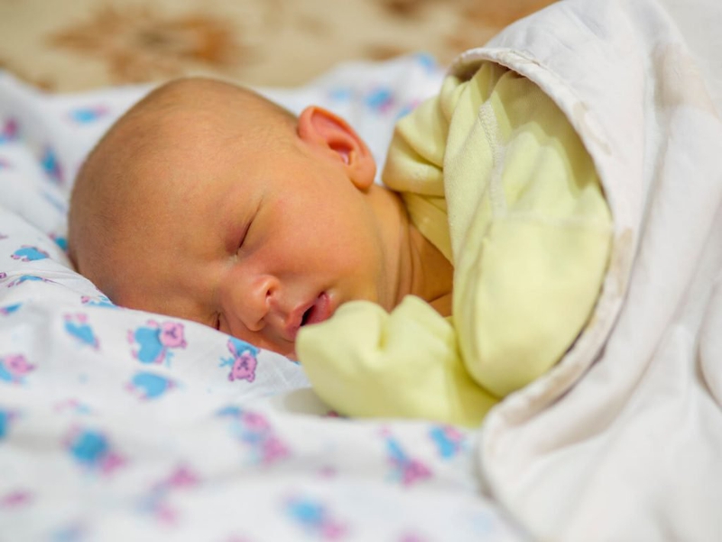 Chỉ số bilirubin vàng da ở trẻ sơ sinh tăng cao có nguy hiểm không? 1