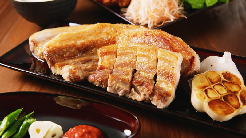 Tiêu thụ thịt lợn ba chỉ sai cách có thể gây các bệnh tim mạch