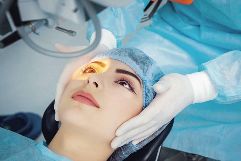 Quy trình Crosslinking sẽ được thực hiện đầy đủ các bước theo quy định bởi các bác sĩ chuyên môn