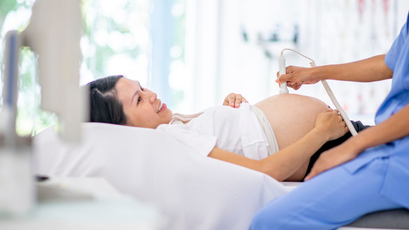 Dư ối tuần 39 có nguy hiểm không? Có cần mổ sớm không 1