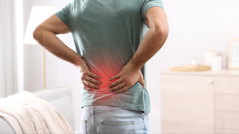 Chấn thương cột sống có thể dẫn đến đau dây thần kinh liên sườn