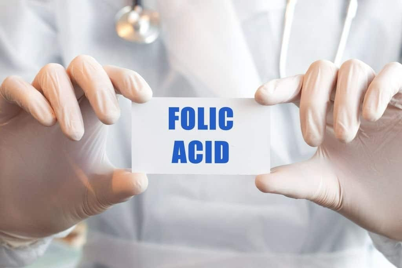 Dư thừa axit folic có gây ra biến chứng gì nguy hiểm không?1