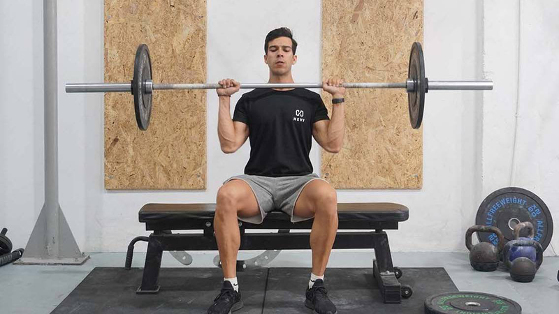 Hướng dẫn các bài tập vai​ cho nam tại nhà giúp đôi vai vạm vỡ 2