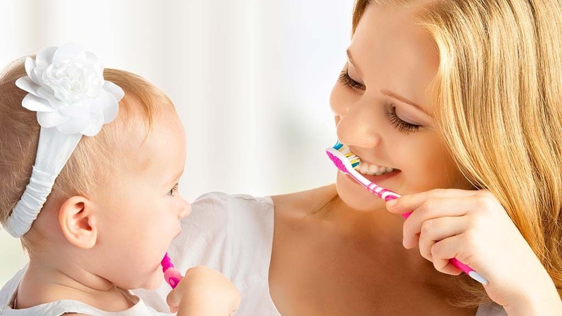 Kem đánh răng cho bé 2 tuổi nên chọn loại nào tốt nhất? 1