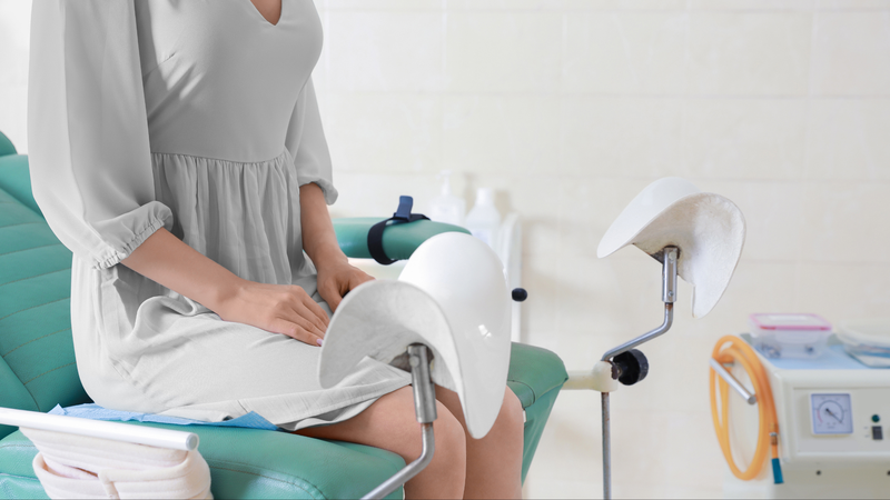 Lựa chọn trang phục thoải mái giúp thuận tiện trong quá trình thăm khám