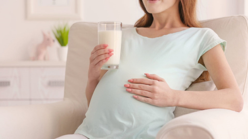 Khi nào nên uống sữa bầu? Nên uống sữa bầu khi nào trong ngày?  3