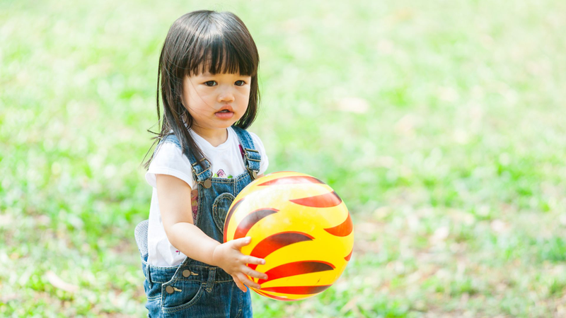 Khủng hoảng tuổi lên 3 ở trẻ và những điều ba mẹ cần biết4