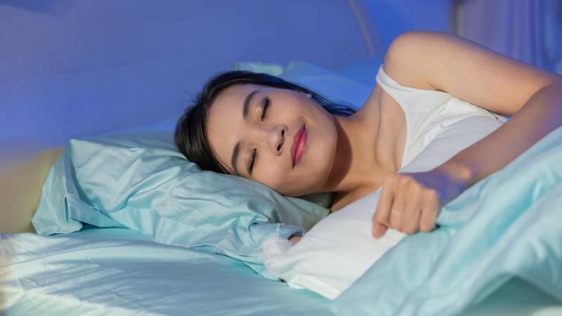 Nghỉ ngơi và tránh hoạt động mạnh khi bị đau sườn