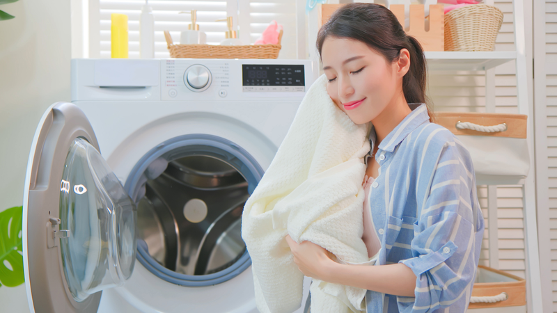 Liệu bầu ngửi mùi nước xả vải có sao không? 4