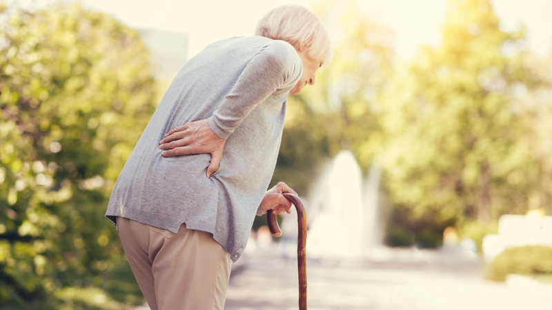 Loãng xương ở người cao tuổi: Nguyên nhân và cách điều trị 1
