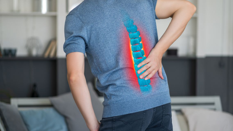 Lồi đĩa đệm có nguy hiểm không? Nguyên nhân, triệu chứng, cách điều trị 2