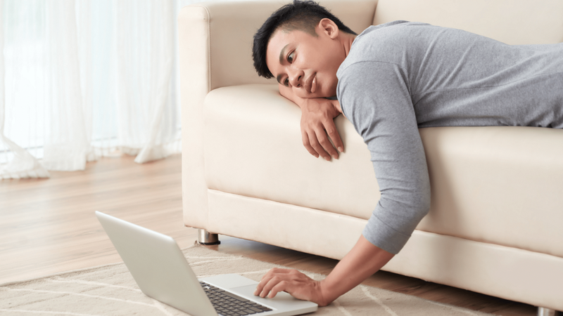 Lười biếng là gì? Lười biếng là trạng thái chán nản, không có hứng thú làm bất cứ việc gì