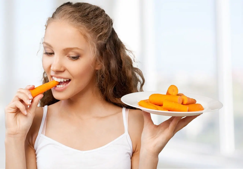 Mách bạn một số cách bảo vệ họng cho người nói nhiều 1