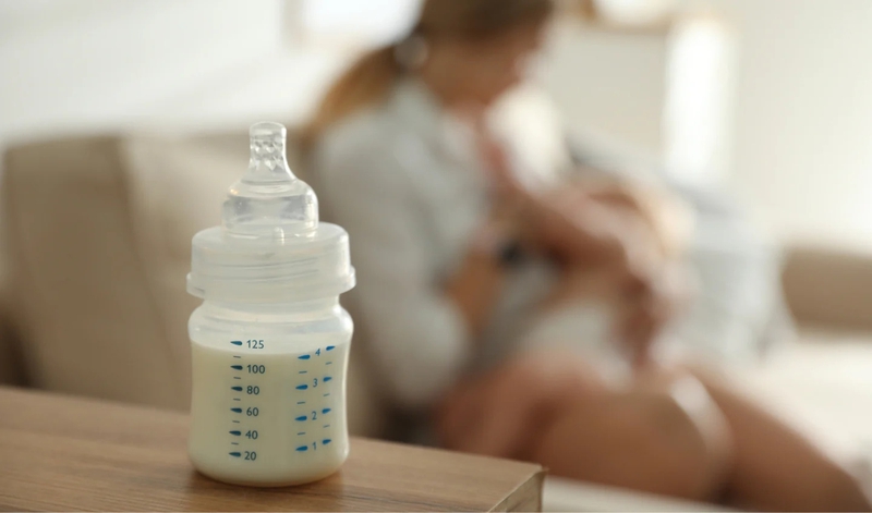 Mẹ có thể uống sữa của mình không? Những điều cần biết về sữa mẹ 5