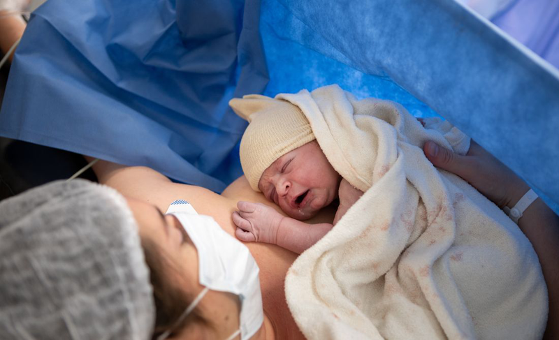 Mẹ mới sinh không có sữa phải làm sao​? Lời khuyên từ chuyên gia 1