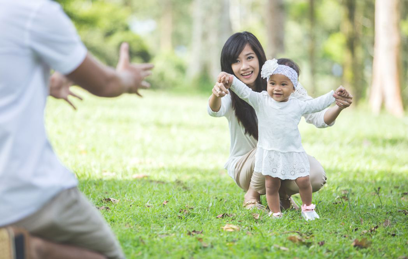 Muốn cho bé nhanh biết đi, đâu là việc cha mẹ nên làm 3