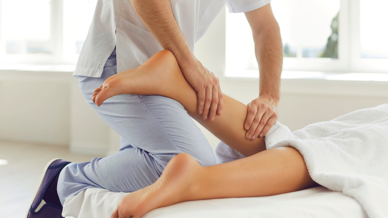 Mẹo chữa căng cơ bắp chân​ hiệu quả 4