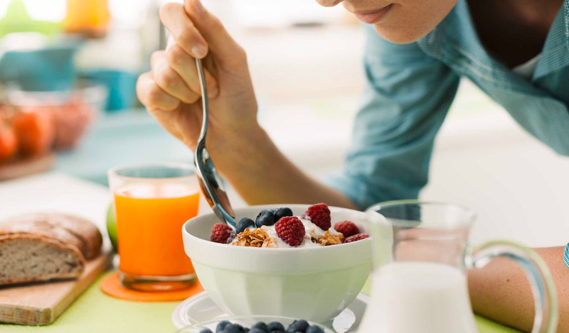 Nên ăn sáng lúc mấy giờ? Những thói quen ăn sáng có hại cho sức khỏe 3