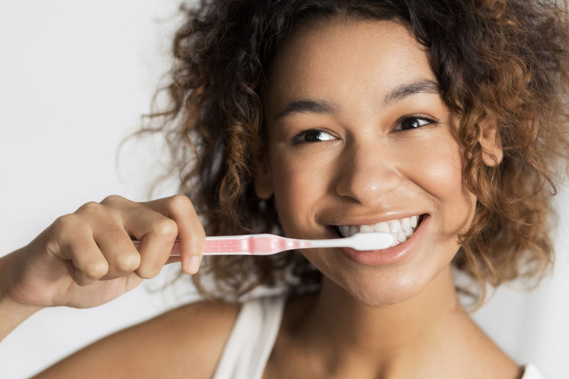 Nên đánh răng trước hay sau khi ăn sáng để đạt hiệu quả tối ưu nhất? 1