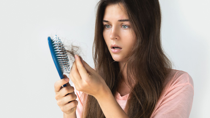 Nên hấp dầu hay phục hồi tóc? Giải mã lựa chọn đúng cho mái tóc khỏe đẹp 2