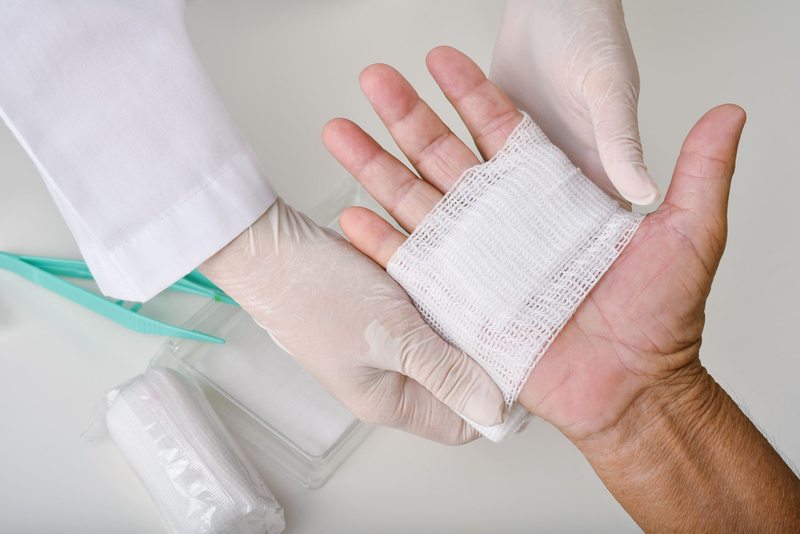 Ngón tay giữa bên trái không bật lên có nguy hiểm không? 5