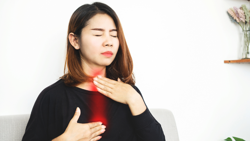 Trào ngược dạ dày thực quản là một trong những hậu quả của việc ngủ sau ăn