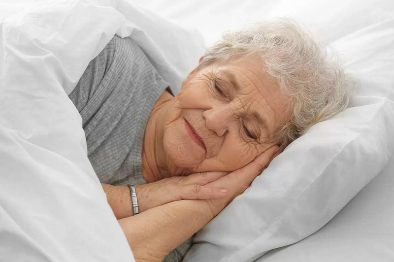 Người già ngủ nhiều có sao không? Người lớn tuổi ngủ bao lâu là đủ? 3