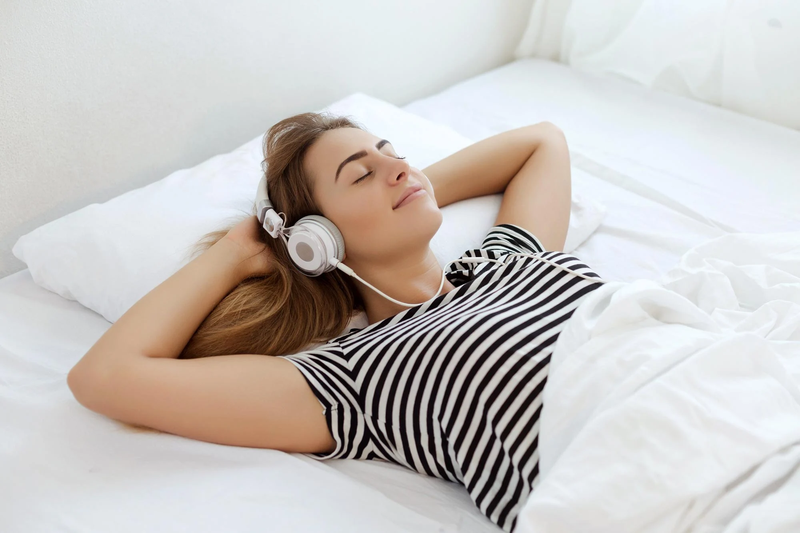 Nhạc dễ ngủ: Bí quyết ngủ ngon tự nhiên không cần thuốc 2