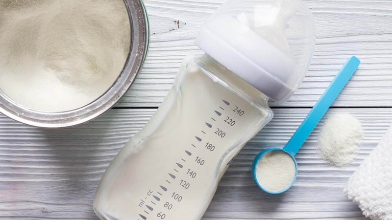 Nhiệt độ sữa cho trẻ sơ sinh uống: Hướng dẫn tối ưu cho sức khỏe bé yêu 4
