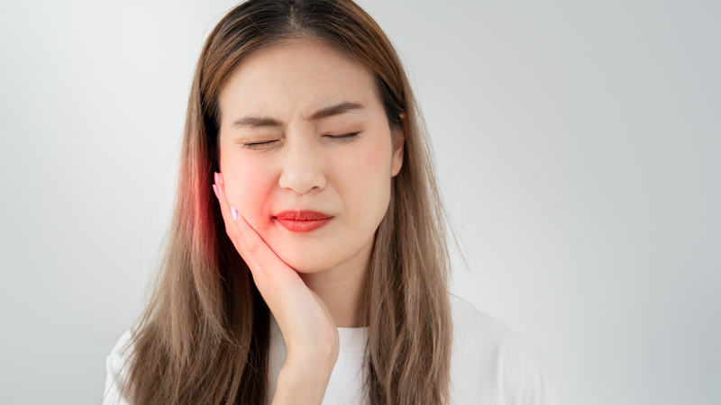 Đau nhức răng kéo dài không thuyên giảm có thể là dấu hiệu nhiễm trùng