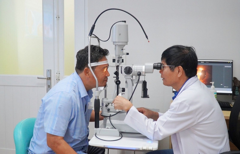 Những điều cần biết về phương pháp phẫu thuật lão thị presbyond 4