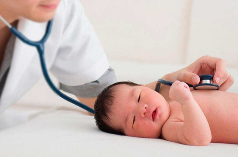 Điều trị rối loạn chuyển hóa ở trẻ sơ sinh cần dựa trên tình trạng cụ thể