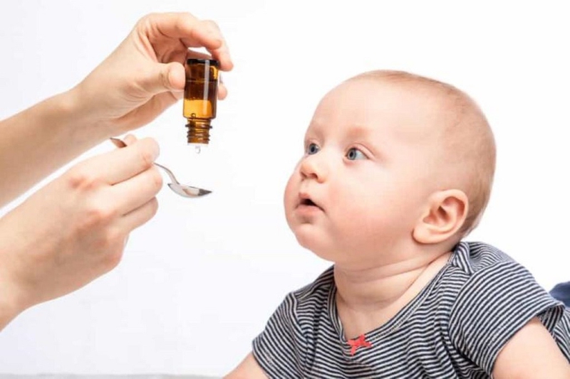 Những sai lầm trong dùng thuốc cảm cúm trẻ em 1 tuổi nhiều cha mẹ mắc phải 2