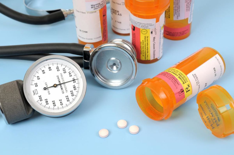 Những tác hại của việc uống thuốc hạ huyết áp mà người bệnh cần lưu ý - 1