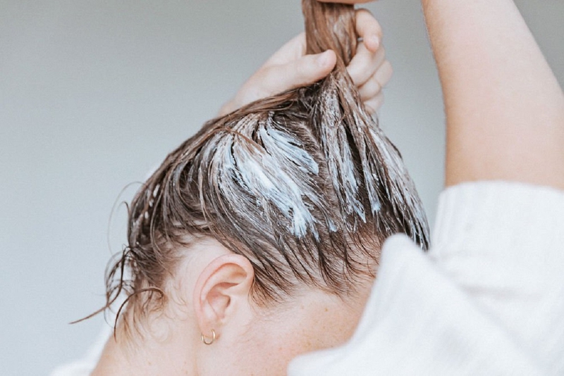 Những thông tin về dầu xả tóc mà bạn cần biết để chăm sóc tóc hiệu quả 2