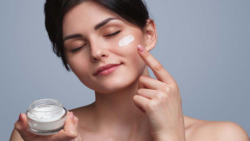 Nổi mụn ở cằm là thiếu chất gì​? Lưu ý khi điều trị mụn ở cằm 4