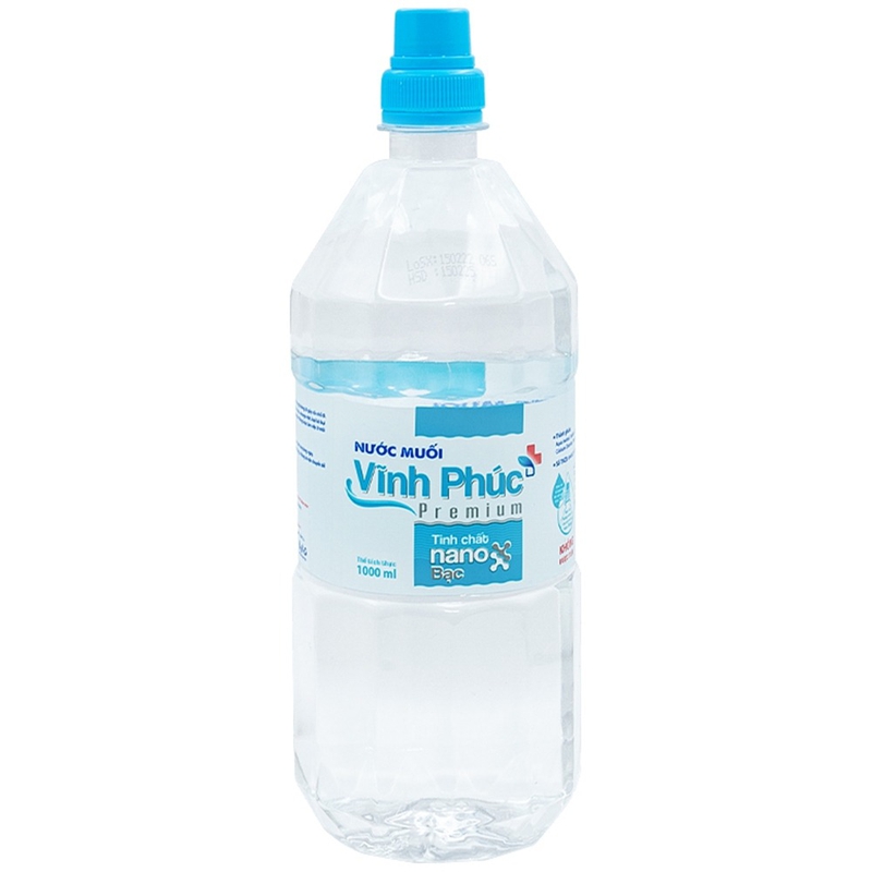 Nước muối Vĩnh Phúc Premium Nano Bạc hỗ trợ loại bỏ vi khuẩn trong khoang miệng, khử mùi hôi miệng (1000ml) 1