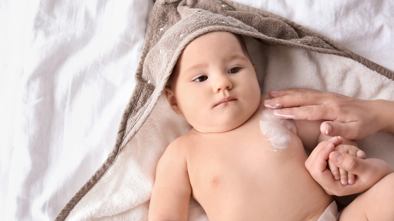 Phân biệt chàm sữa và mụn sữa để biết cách chăm sóc và điều trị 2