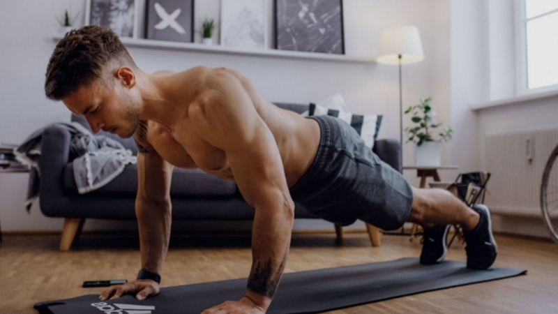 Pike push-up: Bài tập tăng cường sức mạnh vai tối ưu 2