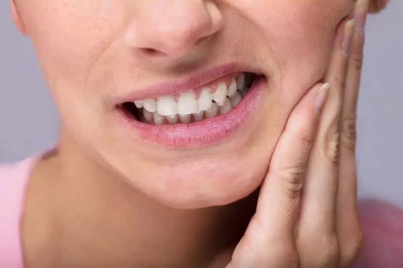 Răng ngắn nên làm gì? Nguyên nhân và cách khắc phục răng ngắn 2